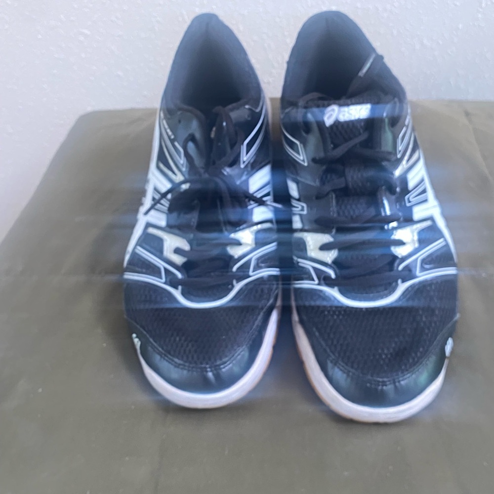ASICS Men's Black and White Athletic Shoes